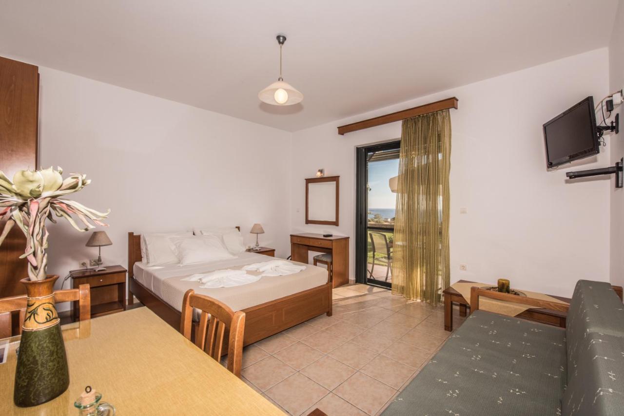 Magnolia Apartments And Studios Фаласарна Екстер'єр фото